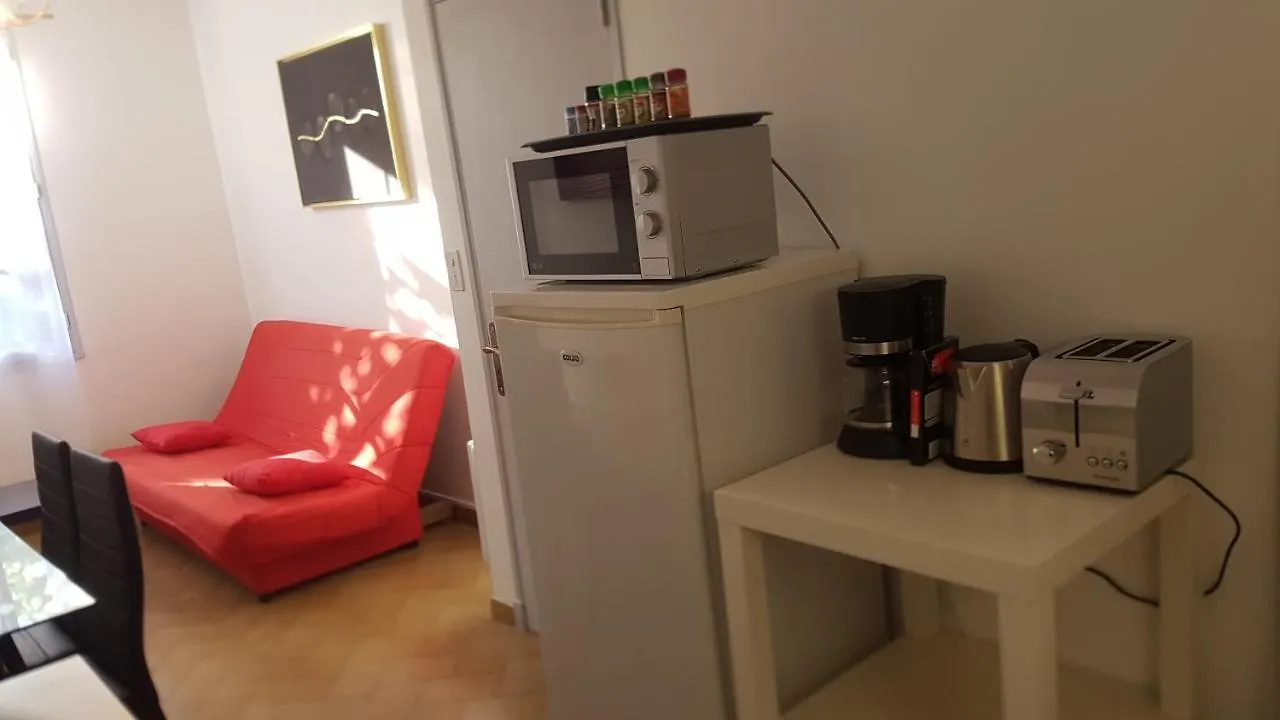 Appartements Coeur De Village Saint-Jean-du-Bruel 0*,